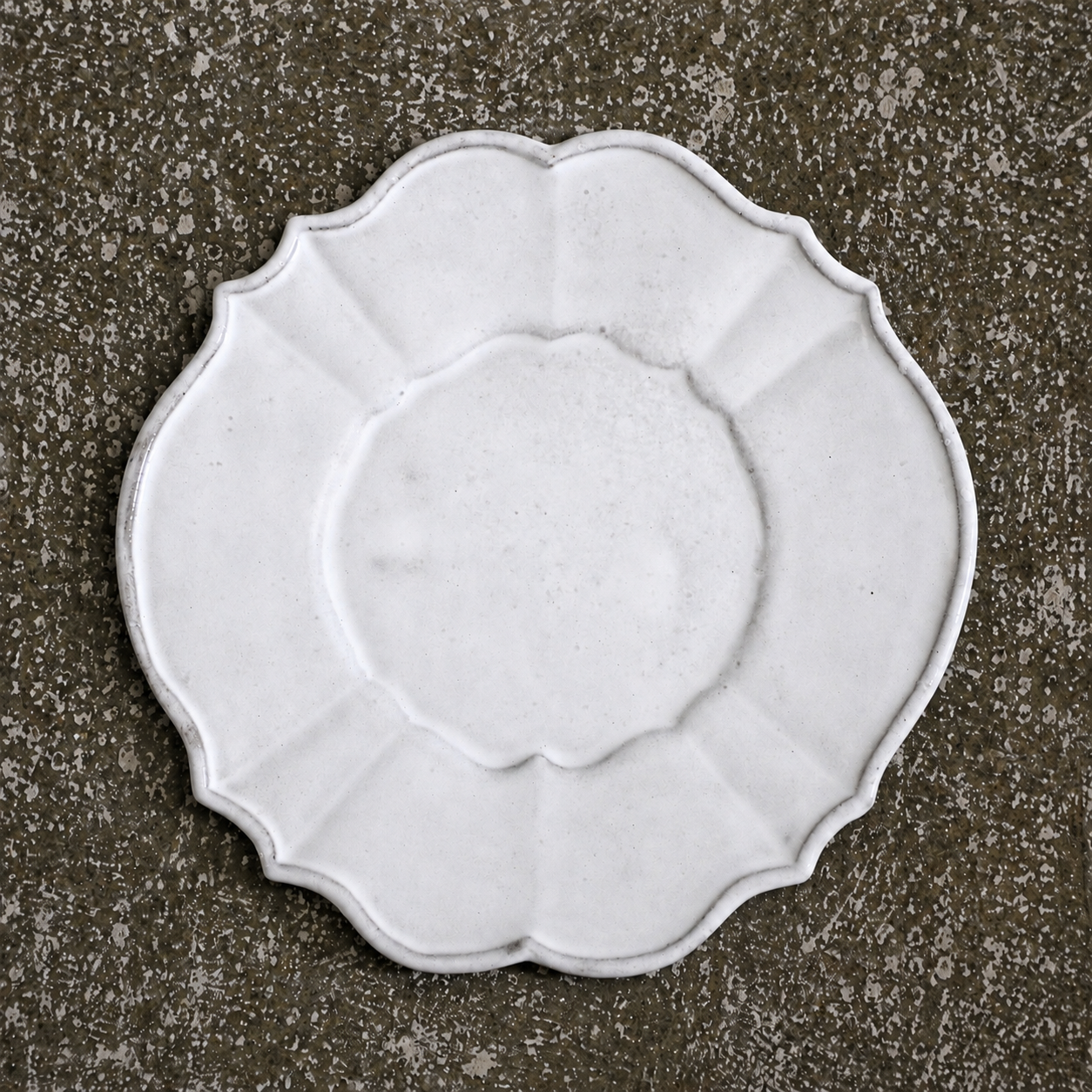F 001 004 000