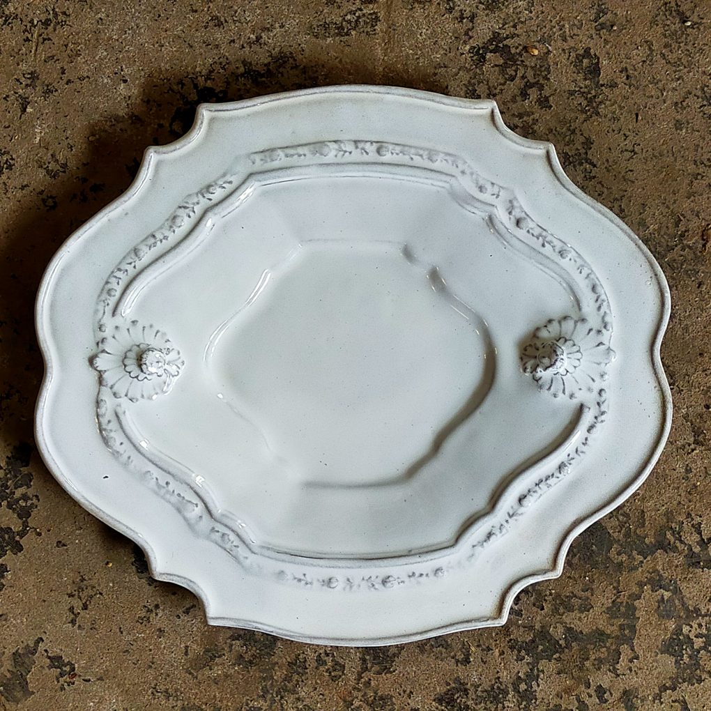 F 074 002 000
