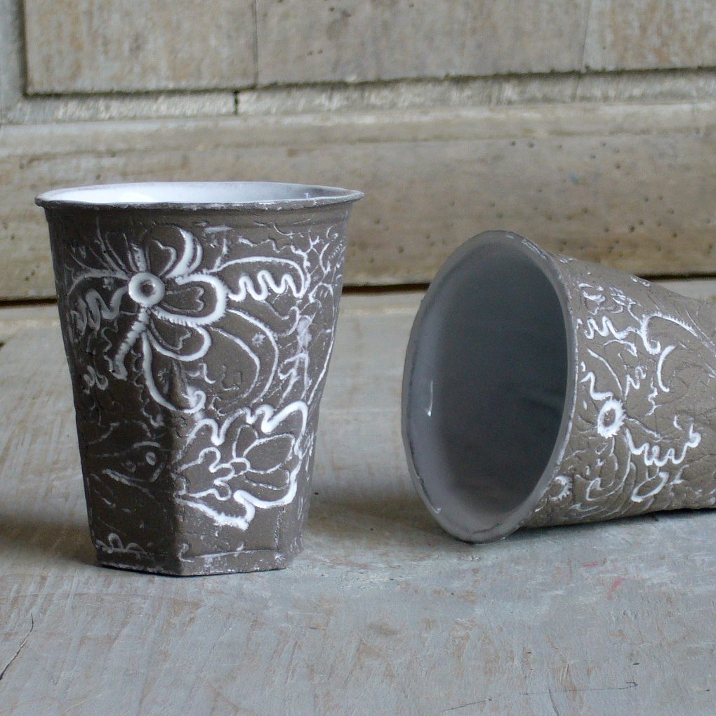 F 001 070 081