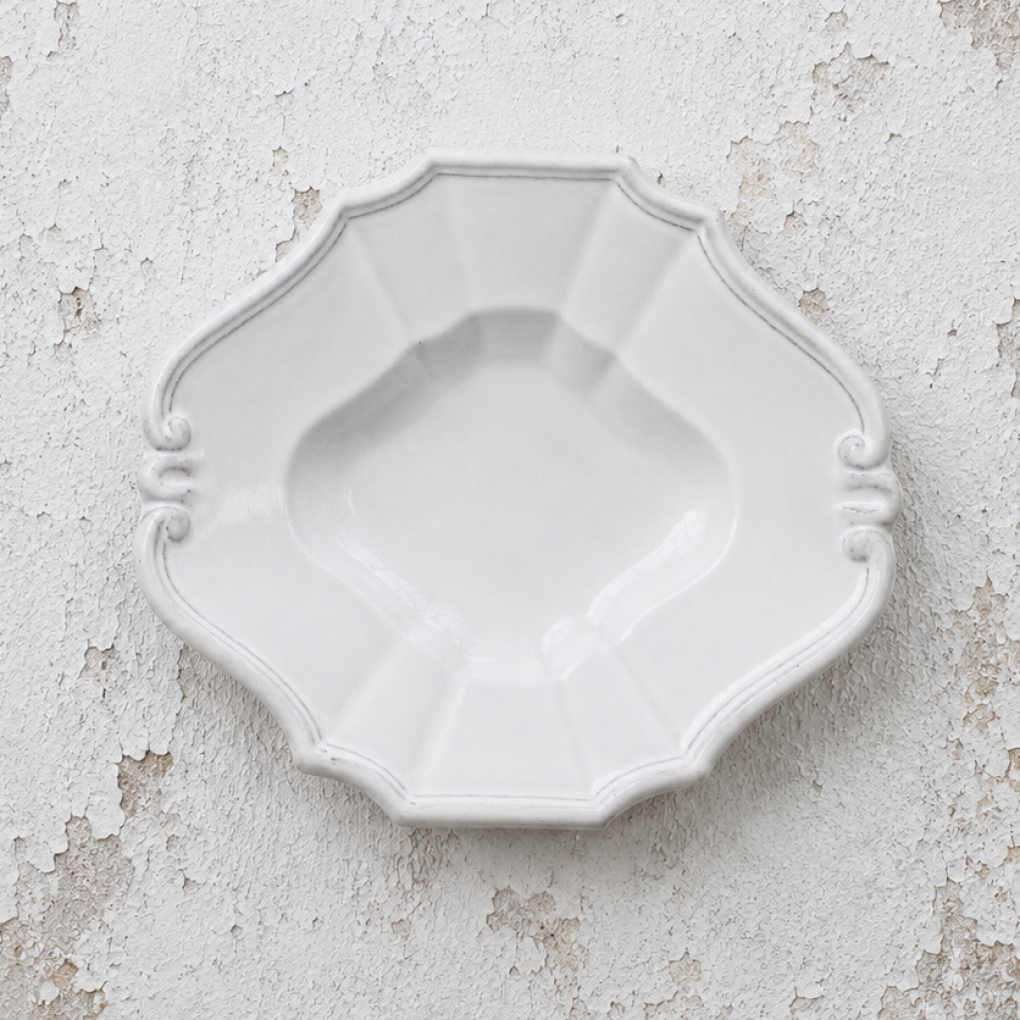F 002 004 000