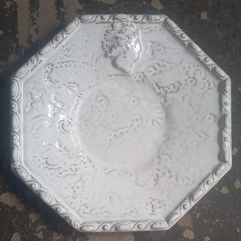 F 026 001 008