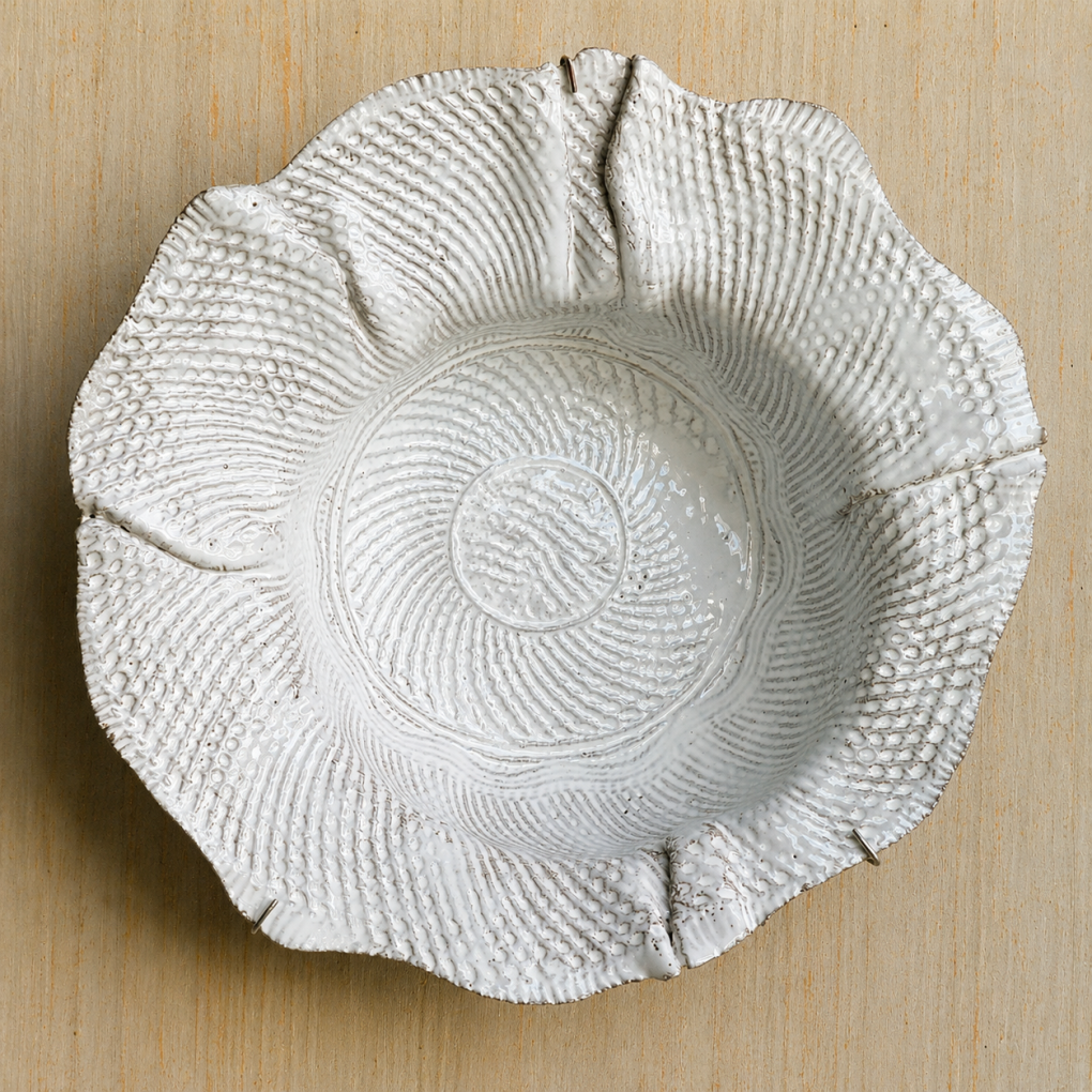 F 044 003 000